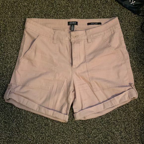 Women’s utility shorts. Pink. 97% cotton, 3% spandex. Women’s size 8, EU=38. - Picture 1 of 5